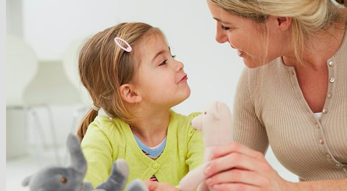 Psychologové představují koncept Pravidla 3 Minut, kterým by se měl řídit každý rodič!