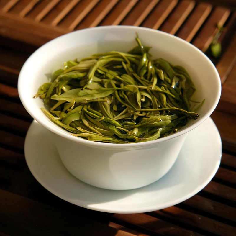 Zelený čaj chutná i hydratuje. Také posílí imunitu a sníží hladinu krevního cukru