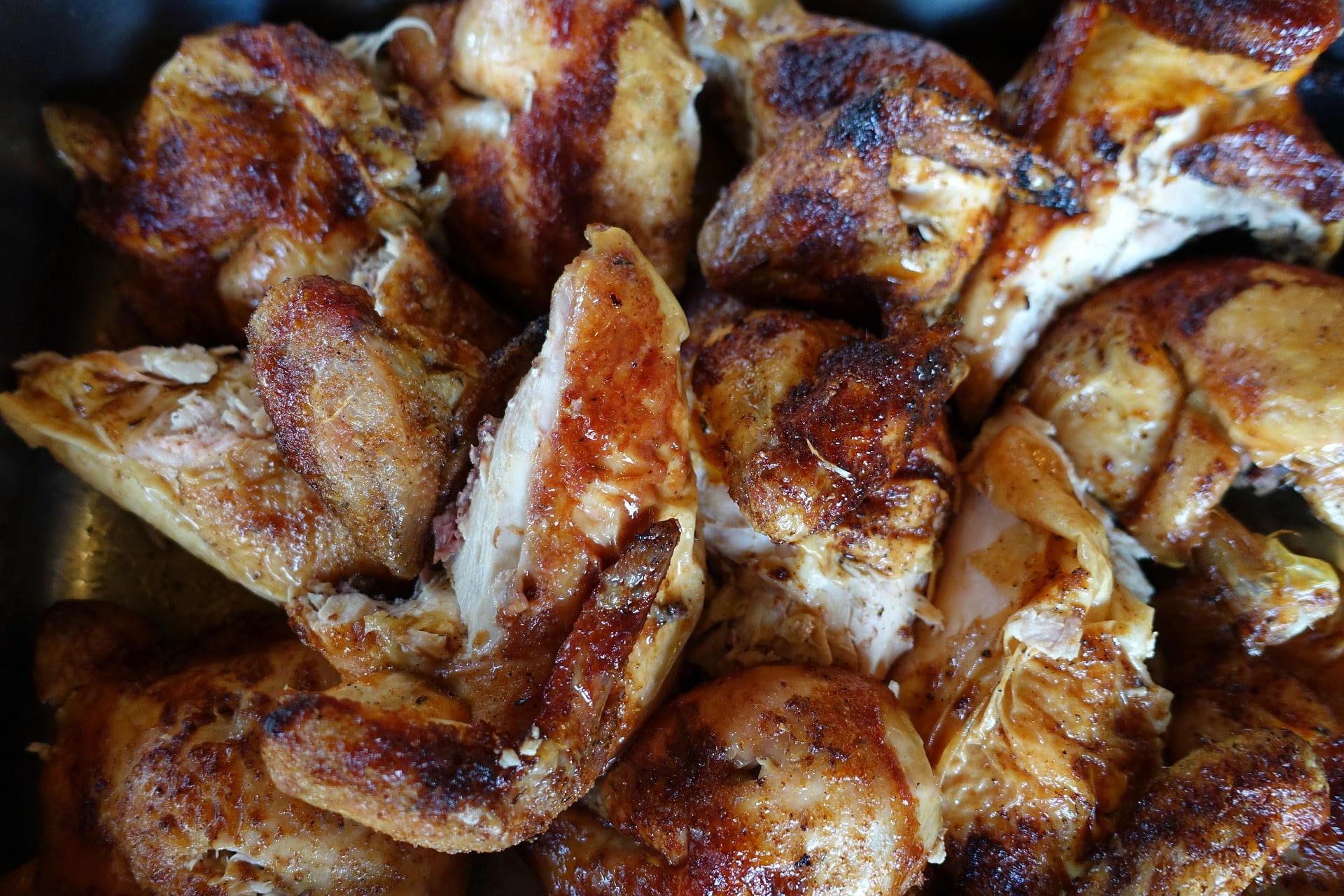 Velmi chutný recept na pečená kuřecí stehýnka