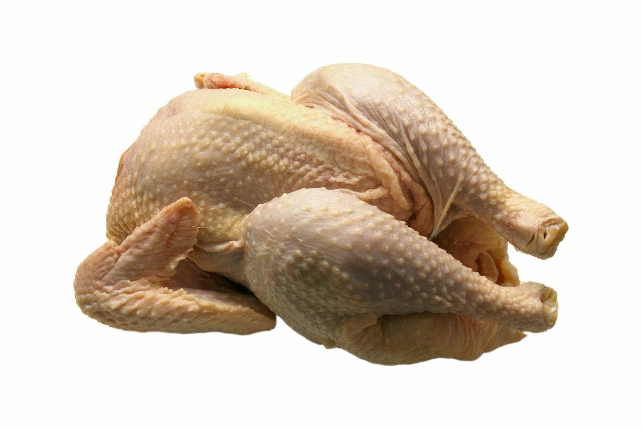 Přečtěte si, proč zásadně neumývat kuře před vařením