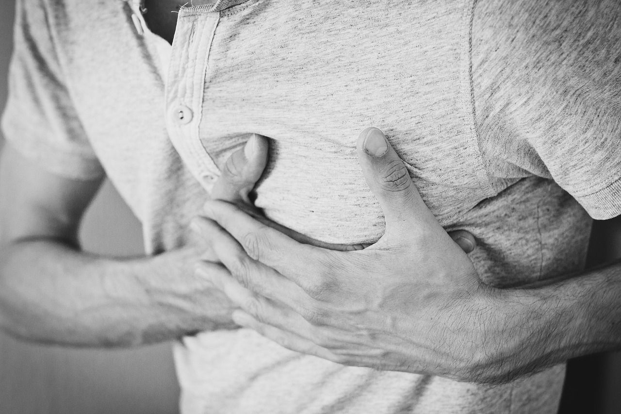 Hlavní příznaky srdečního infarktu, které musíte znát!
