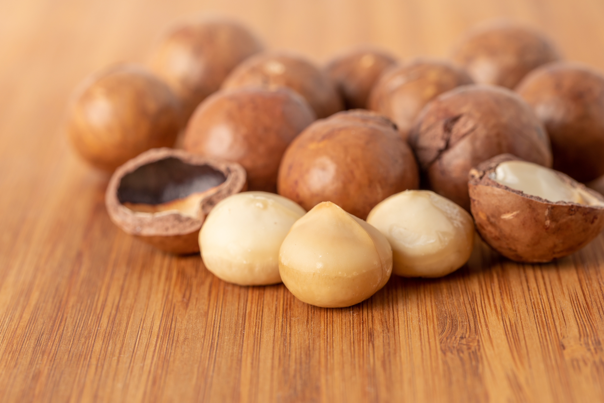 Makadamové ořechy – jedny z nejchutnějších (a nejkulatějších) ořechů na světě