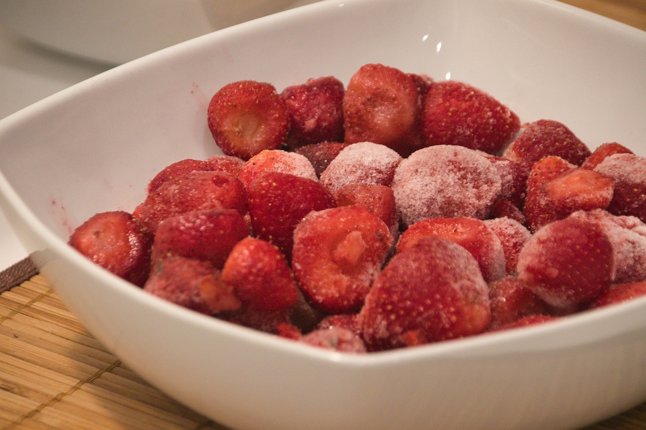 Nejjednodušší způsob, jak zmrazit jahody na zimní měsíce