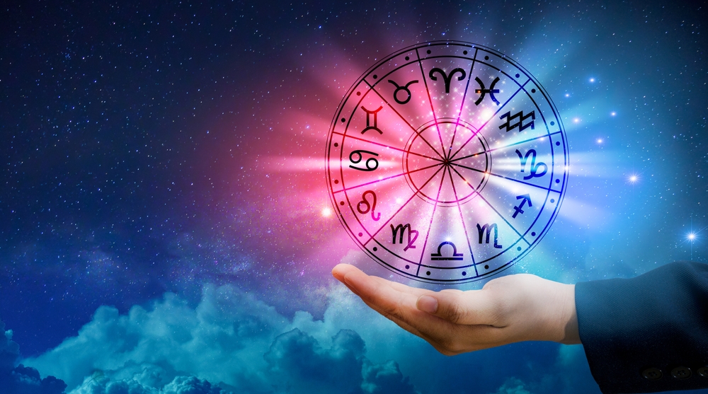 Velký horoskop na srpen 2023. Co slibuje tento letní měsíc podle hvězd?