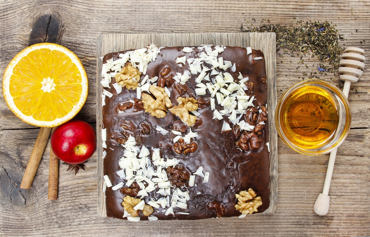 Recept na jablečný perník s čokoládovou polevou