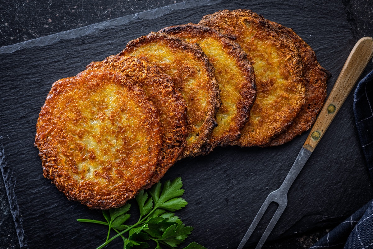 Mějte bramboráky vždy křupavé. Těmito způsoby zahustíte těsto