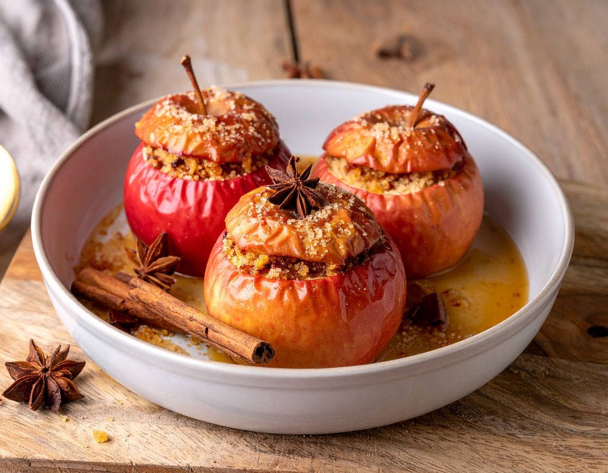 Pečená jablka s tvarohem a pořádnou porcí skořice